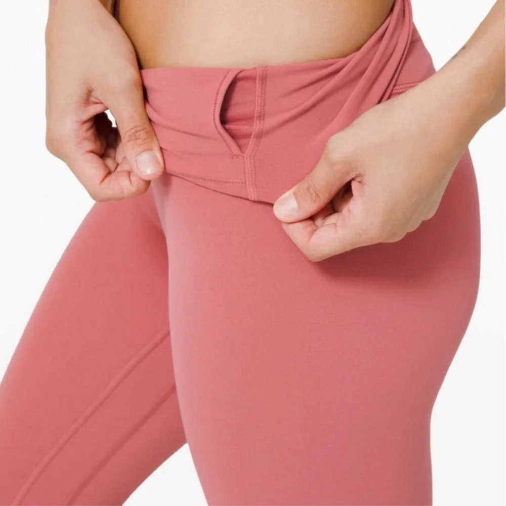 Lululemon Align Crop 21